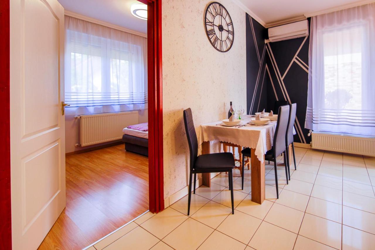 Kalvin Utcai Apartmanok Hajduszoboszlo Exterior photo